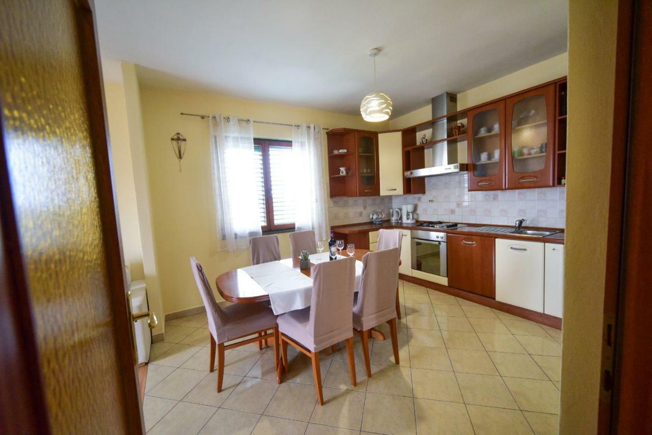 Apartment Marcella 2 Ljubač 外观 照片