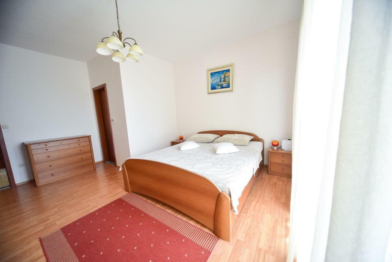 Apartment Marcella 2 Ljubač 外观 照片