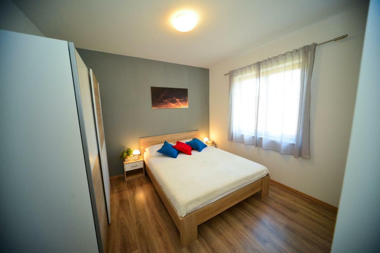 Apartment Marcella 2 Ljubač 外观 照片